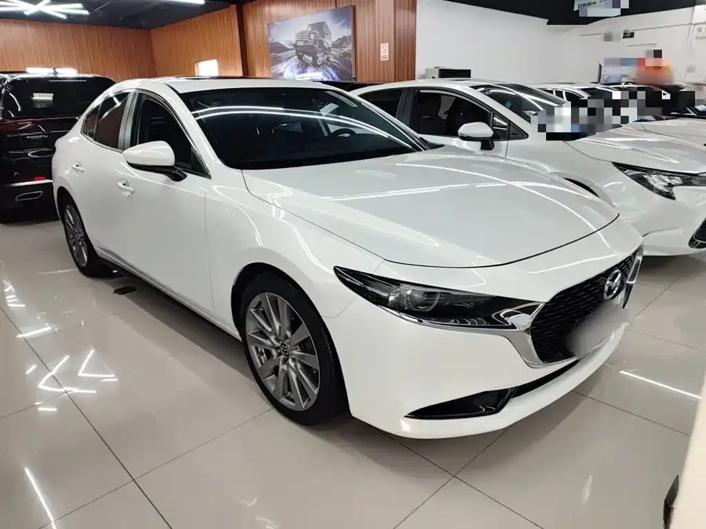 Mazda 3 Axela 2021 из CN, фото 4