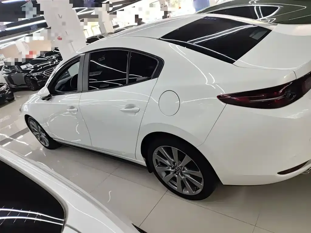 Mazda 3 Axela 2021 из CN, фото 5