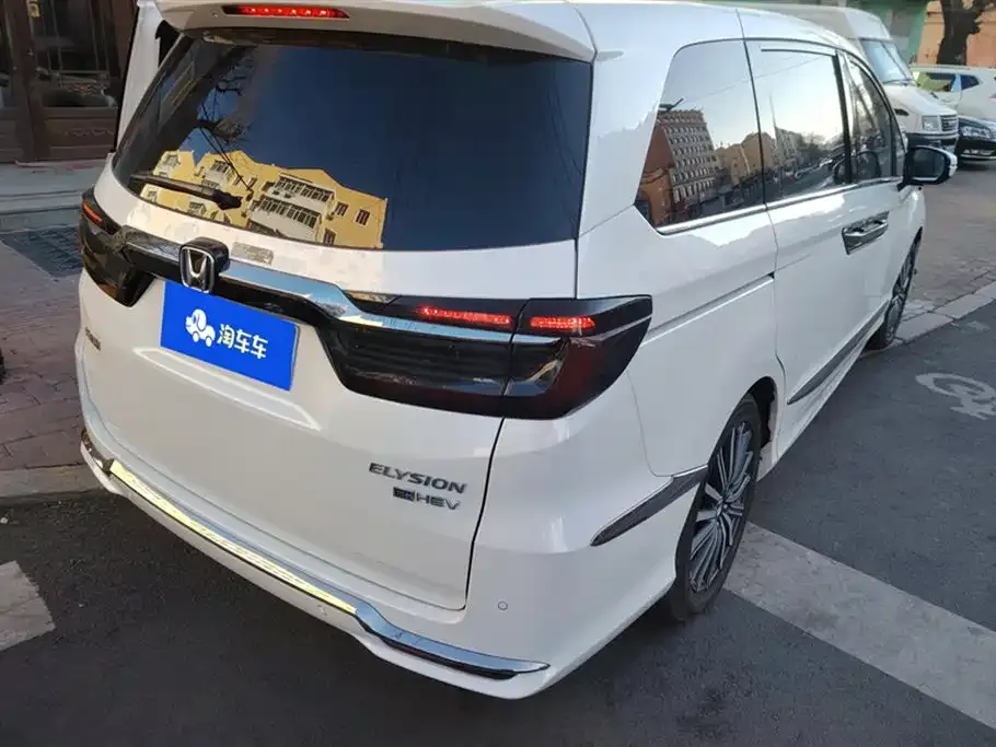 Honda Elysion 2022 из CN, фото 3