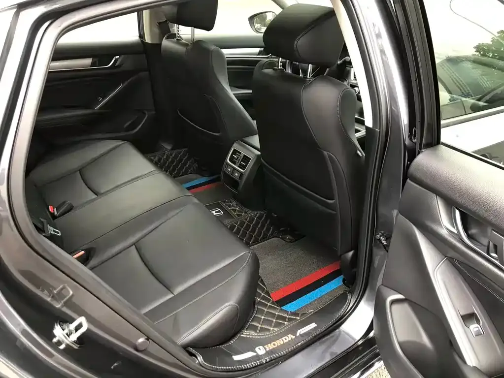 Honda Accord 2023 из CN, фото 9