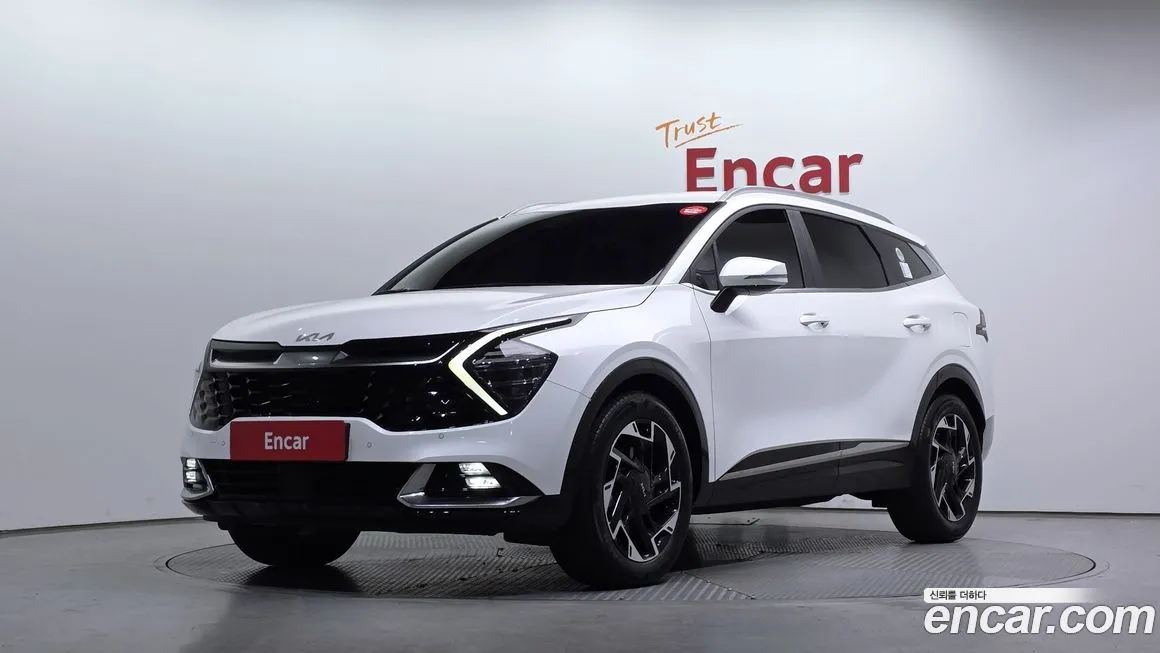 Kia Sportage — фото 1