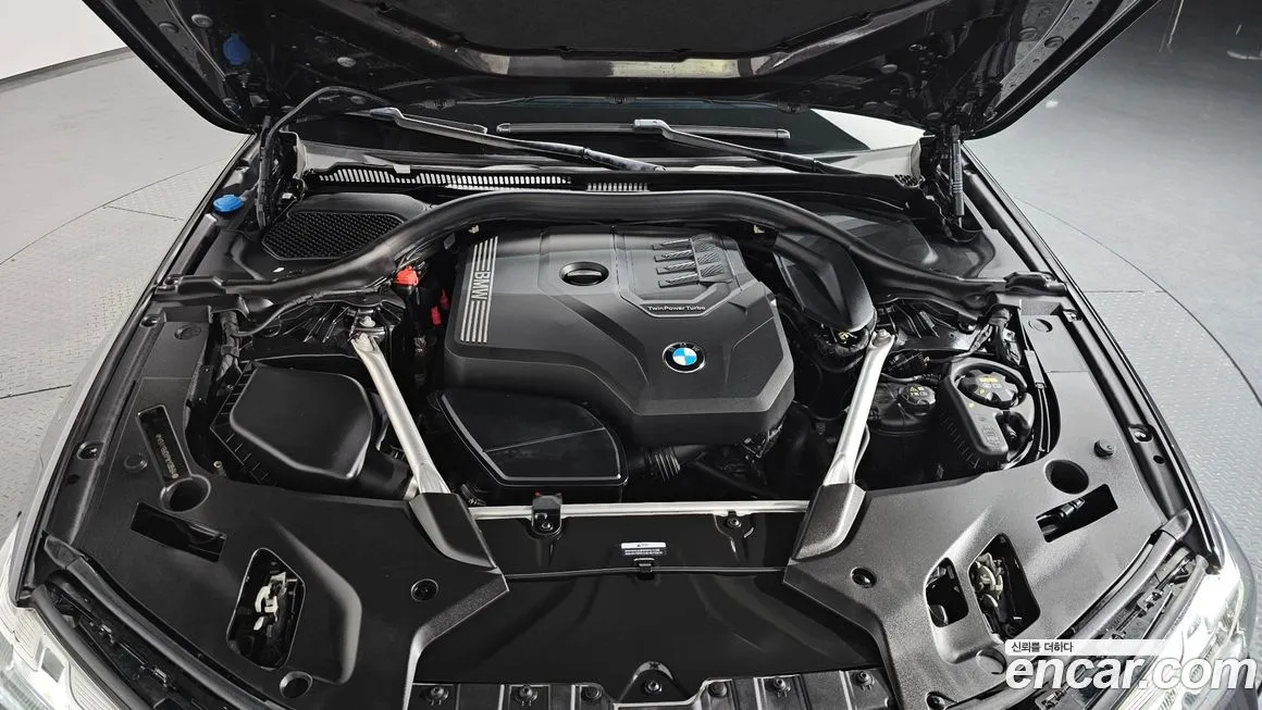 BMW 5-Series 2023 из KR, фото 6