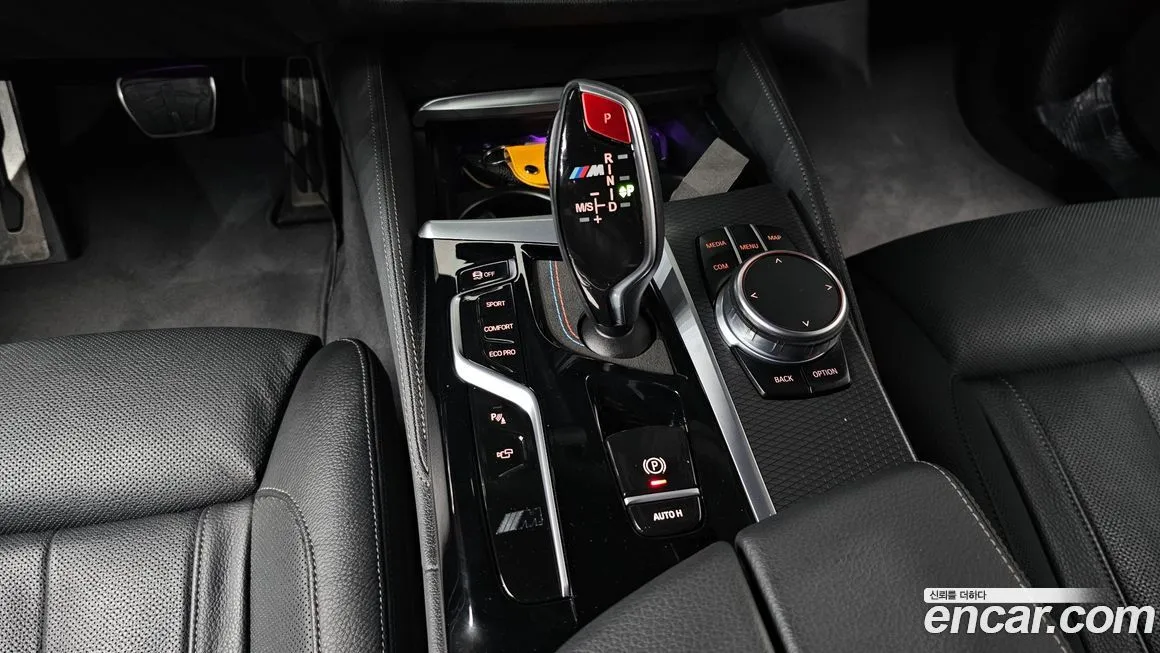 BMW 5-Series 2023 из KR, фото 9