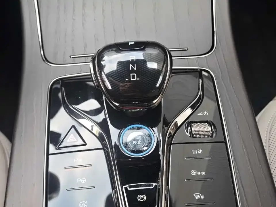 BYD Han 2025 из CN, фото 6