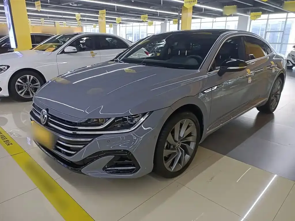Volkswagen CC 2024 из CN, фото 2
