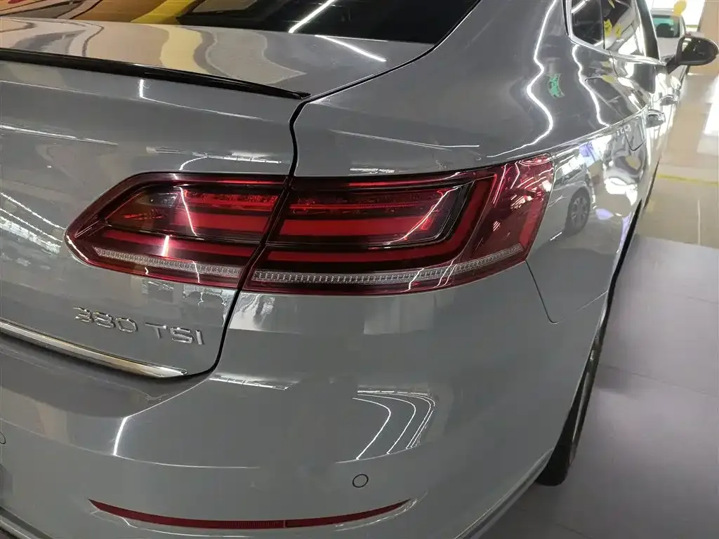 Volkswagen CC 2024 из CN, фото 8