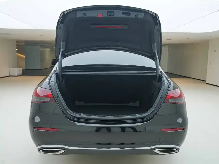 Mercedes-Benz E-Class 2022 из CN, фото 8
