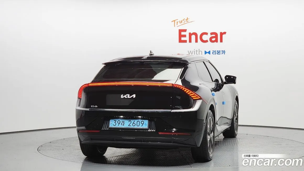 Kia EV6 — фото 4