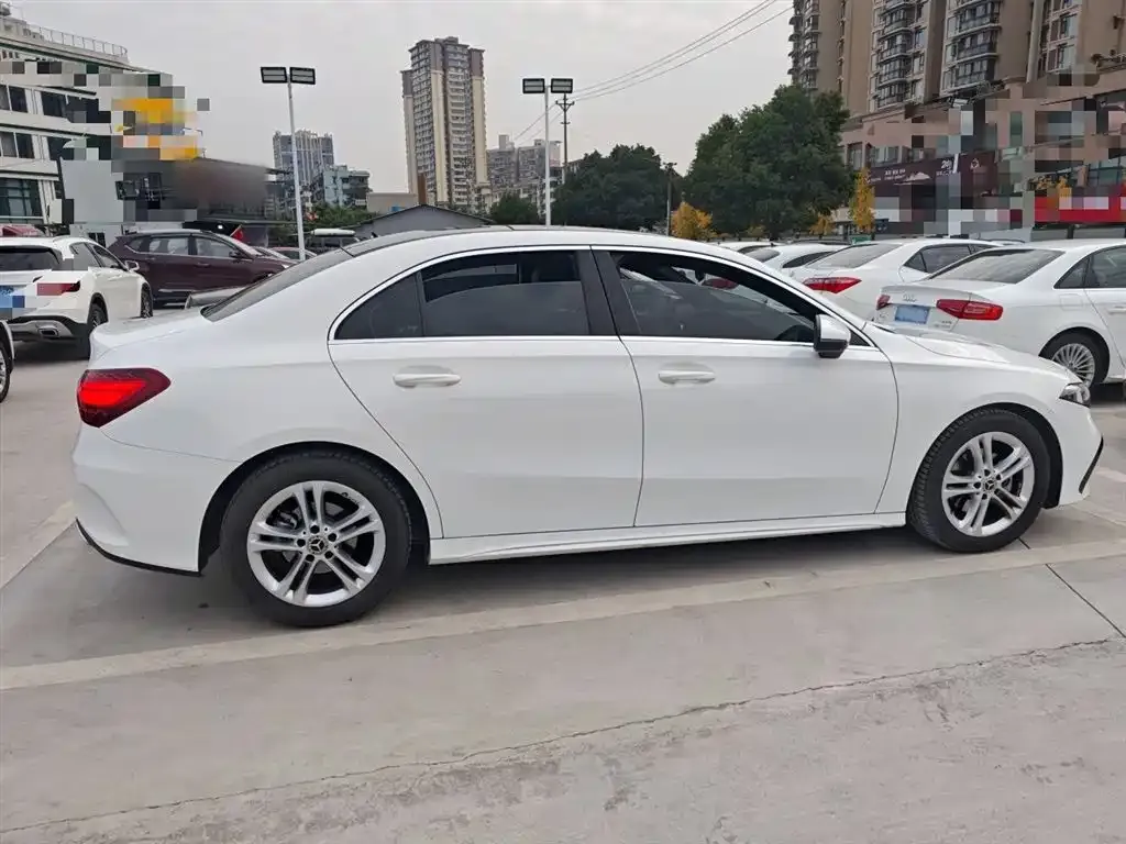 Mercedes-Benz A-Class 2024 из CN, фото 5
