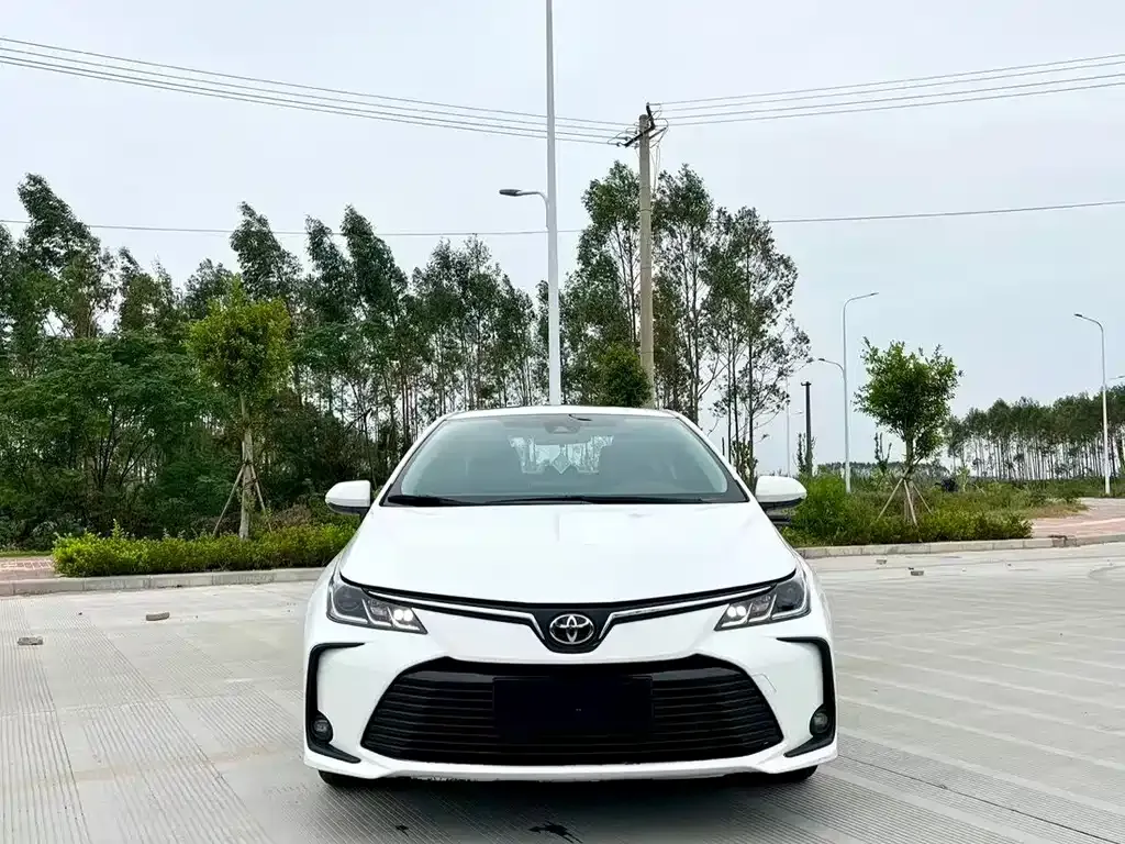 Toyota Corolla 2022 из CN, фото 2