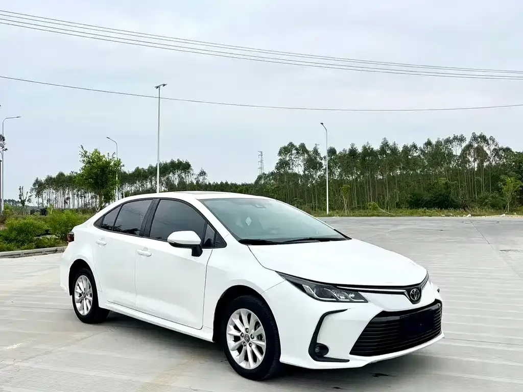 Toyota Corolla 2022 из CN, фото 3