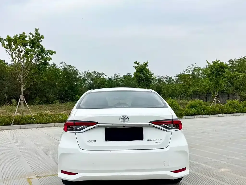Toyota Corolla 2022 из CN, фото 8