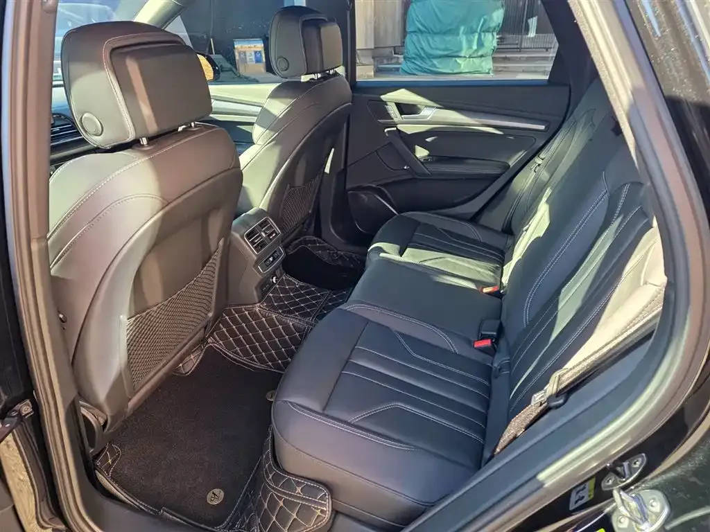 Audi Q5L 2024 из CN, фото 6