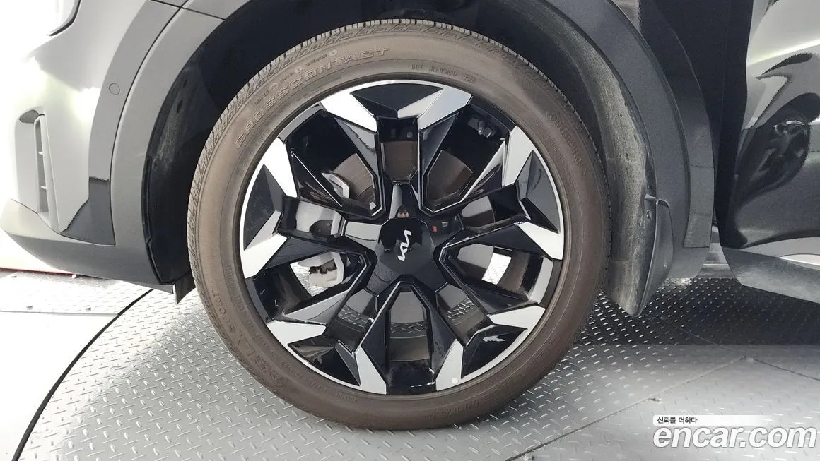 Kia Sorento — фото 5