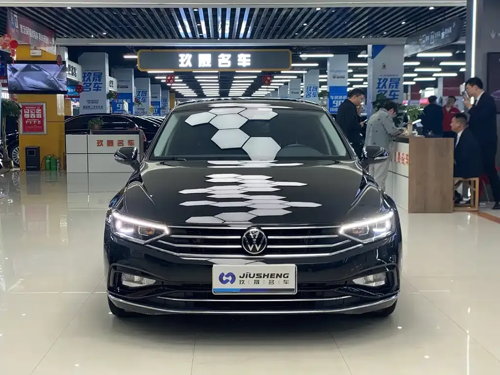 Volkswagen Magotan 2023 из CN, фото 2