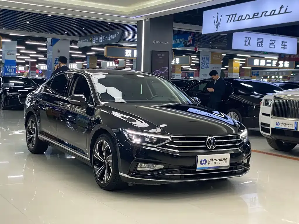 Volkswagen Magotan 2023 из CN, фото 3