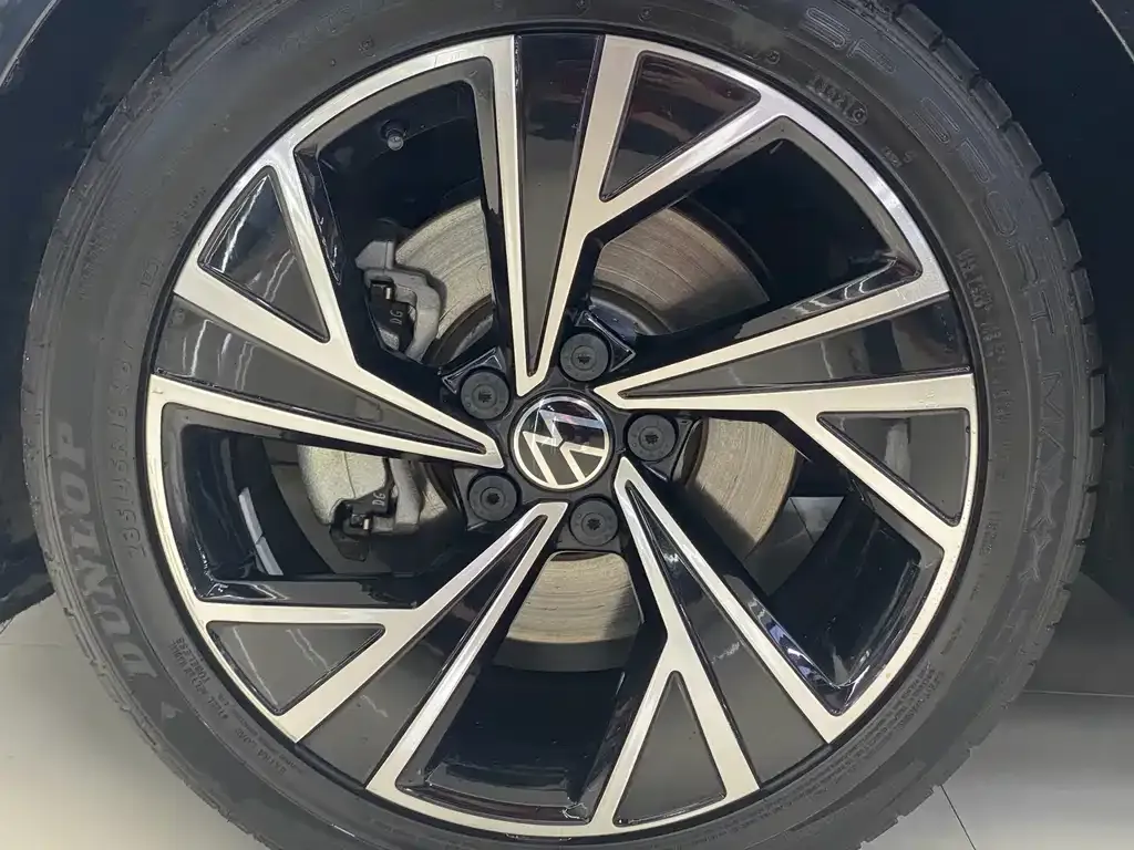 Volkswagen Magotan 2023 из CN, фото 5