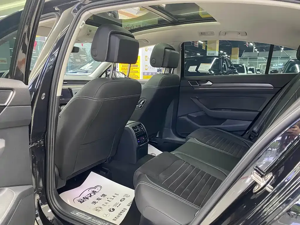 Volkswagen Magotan 2023 из CN, фото 7