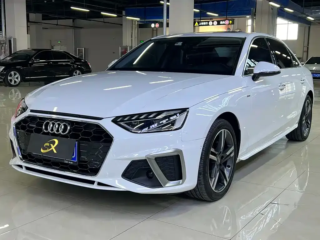 Audi A4L 2021 из CN, фото 1