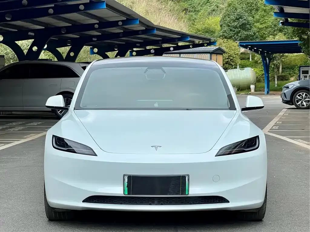 Tesla Model 3 2025 из CN, фото 2
