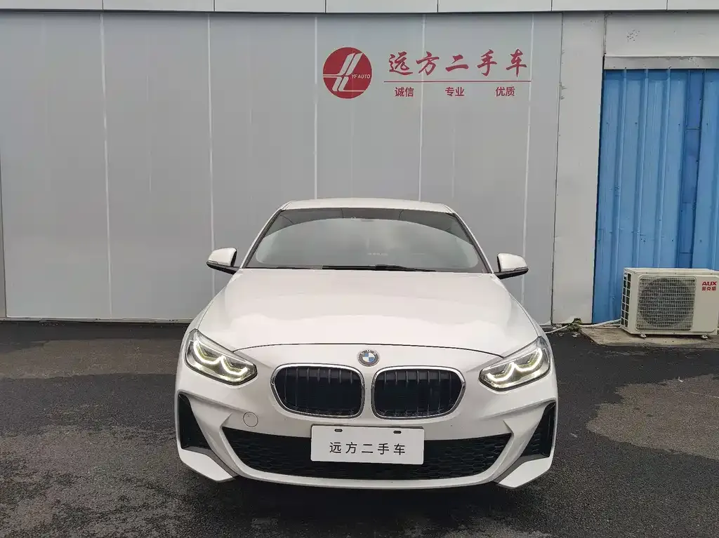 BMW 1 Series 2021 из CN, фото 2