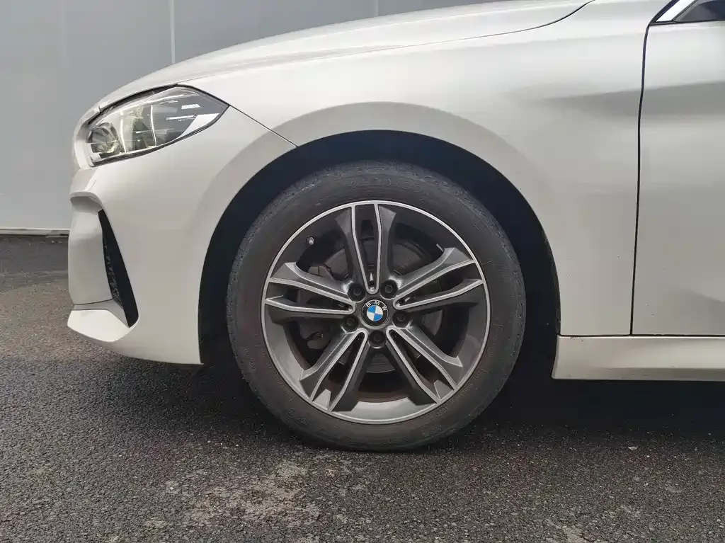 BMW 1 Series 2021 из CN, фото 5