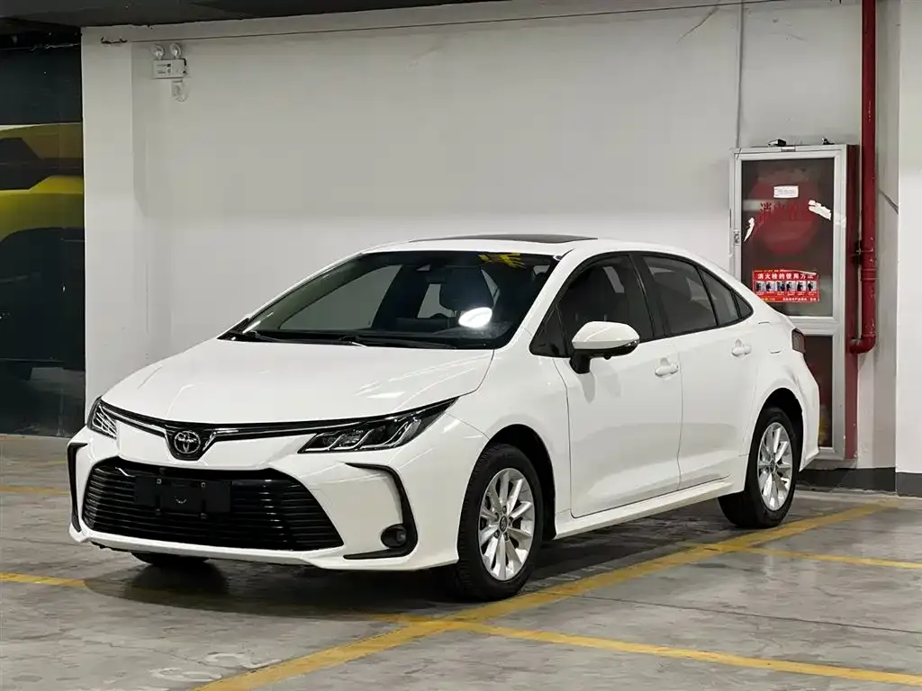 Toyota Corolla 2022 из CN, фото 1