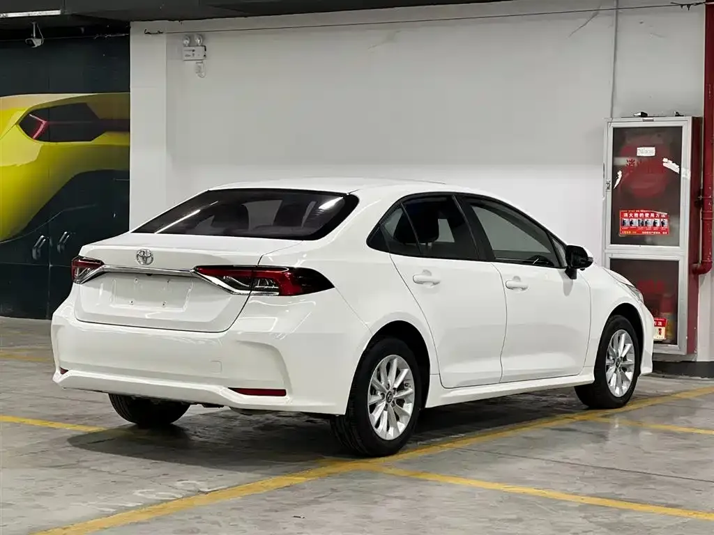 Toyota Corolla 2022 из CN, фото 5