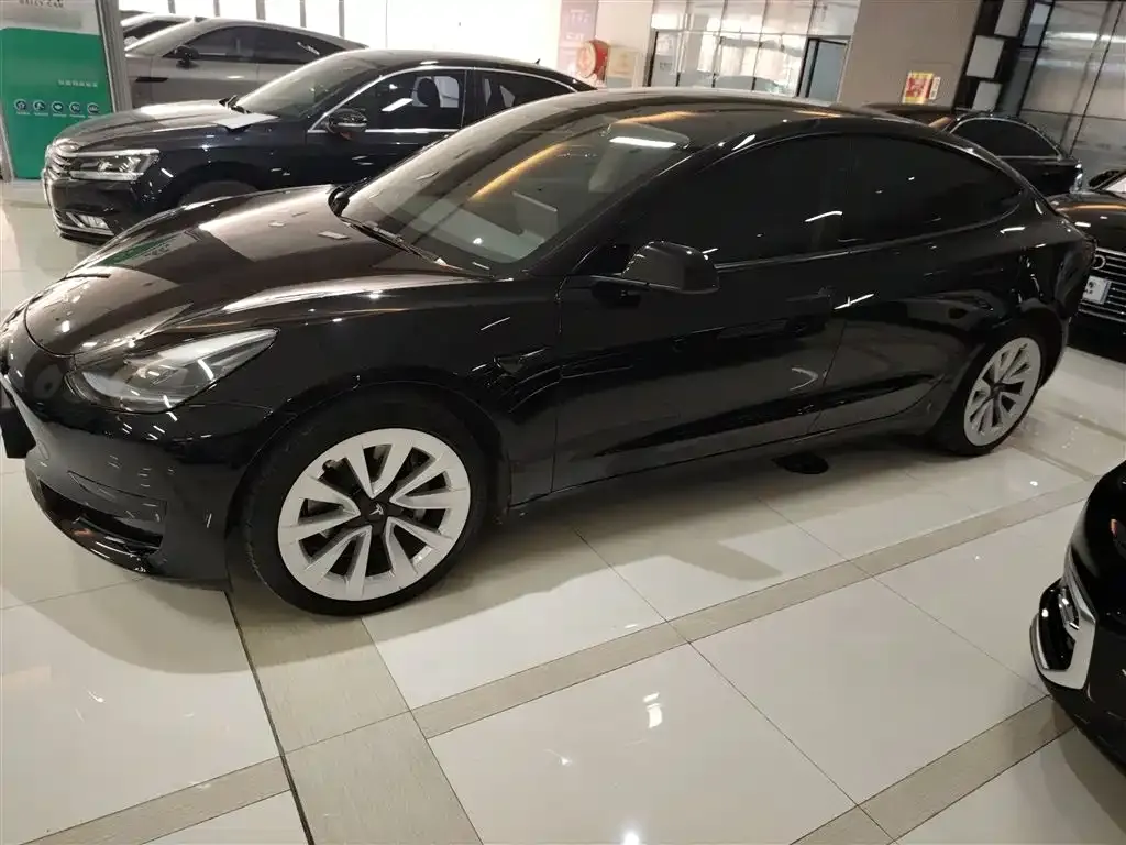Tesla Model 3 2023 из CN, фото 5