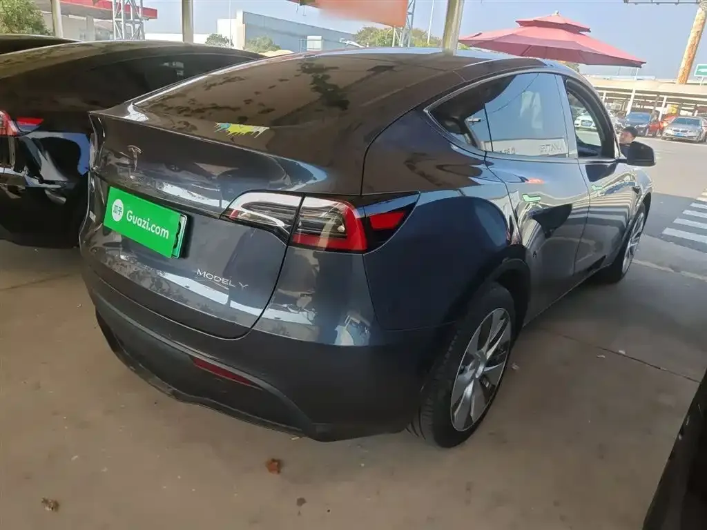 Tesla Model Y 2023 из CN, фото 7