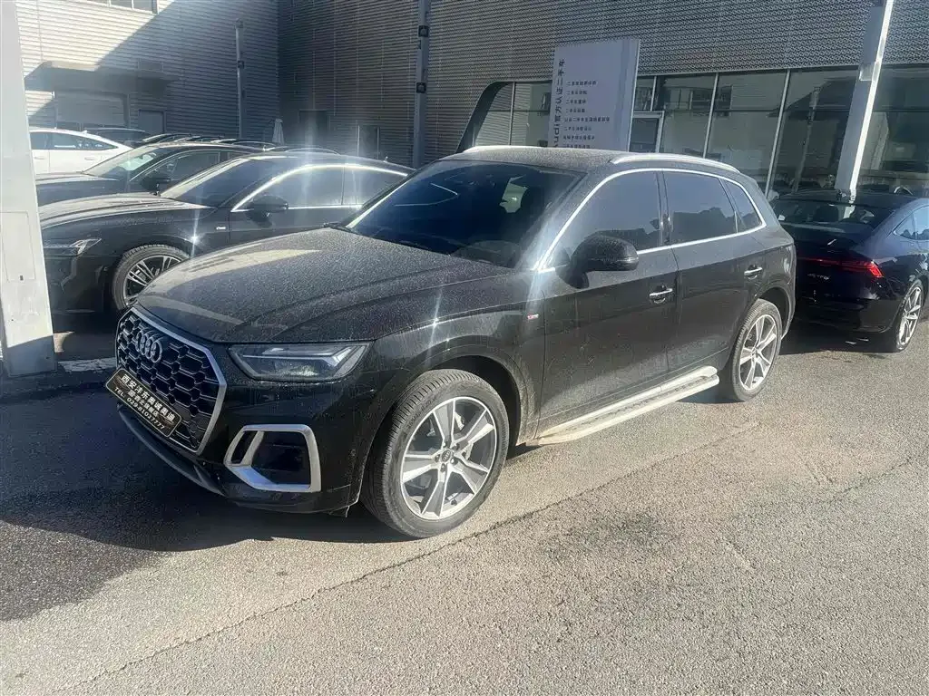 Audi Q5L 2022 из CN, фото 2