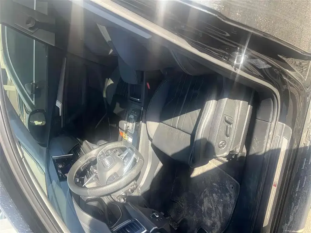 Audi Q5L 2022 из CN, фото 4