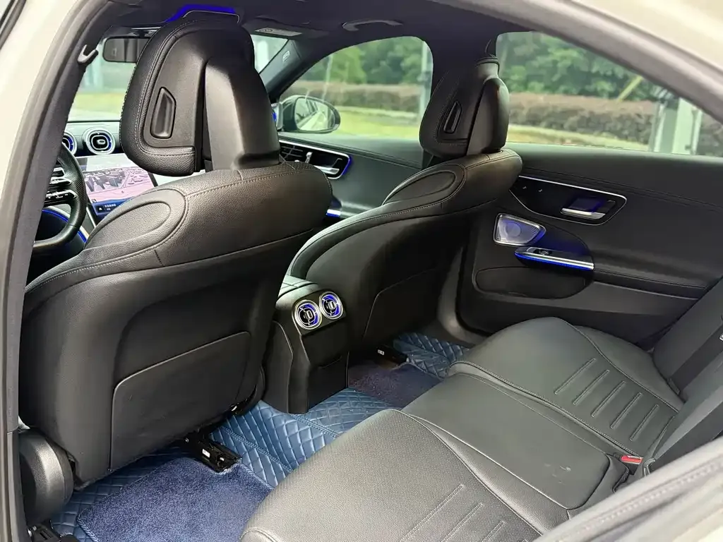 Mercedes-Benz C-Class 2023 из CN, фото 9