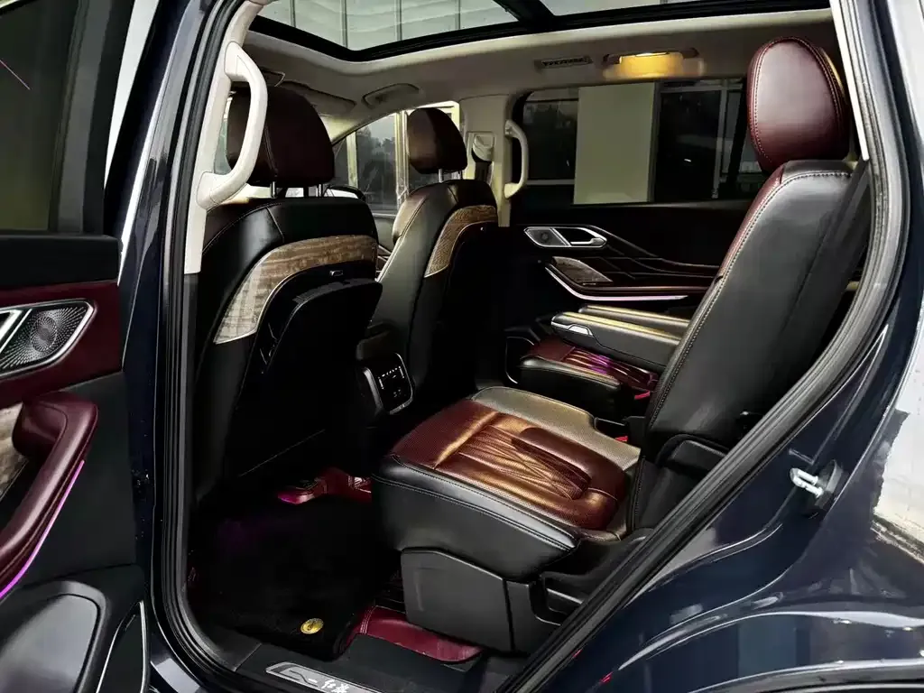 Hongqi HS7 2023 из CN, фото 7