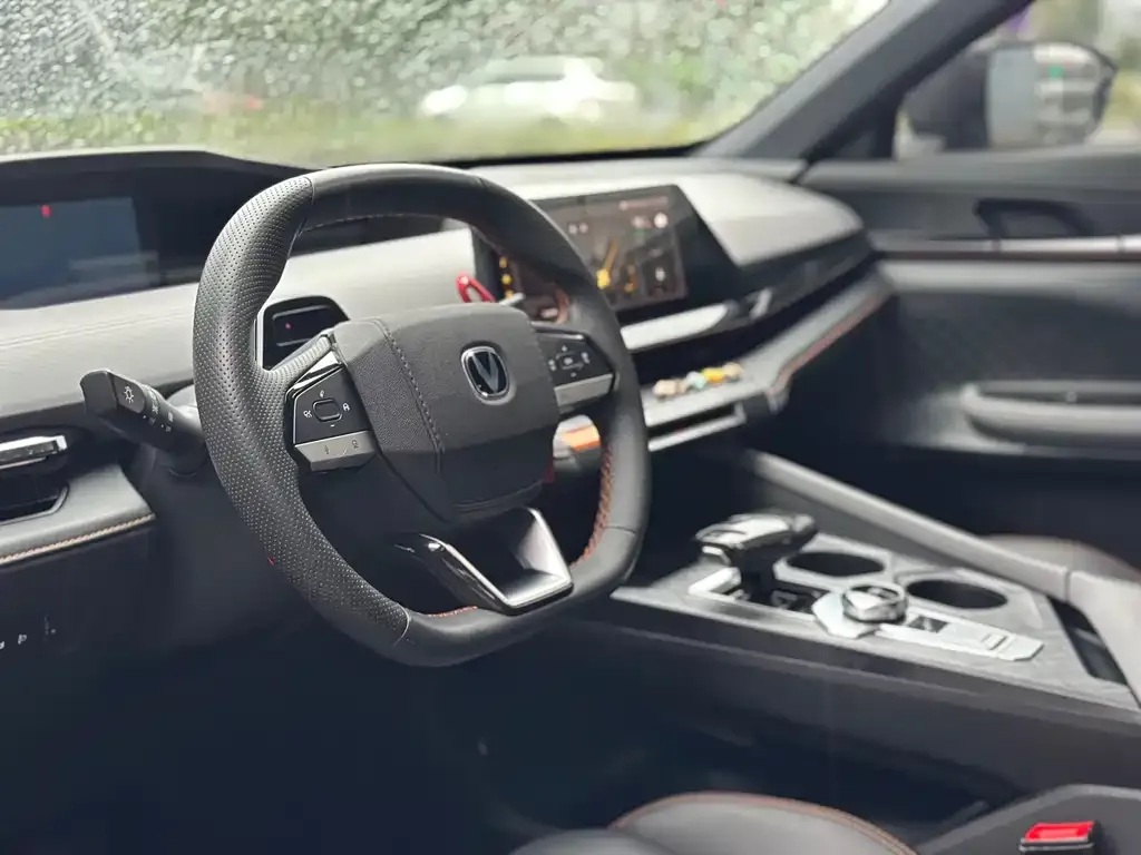 Changan UNI-V 2022 из CN, фото 5