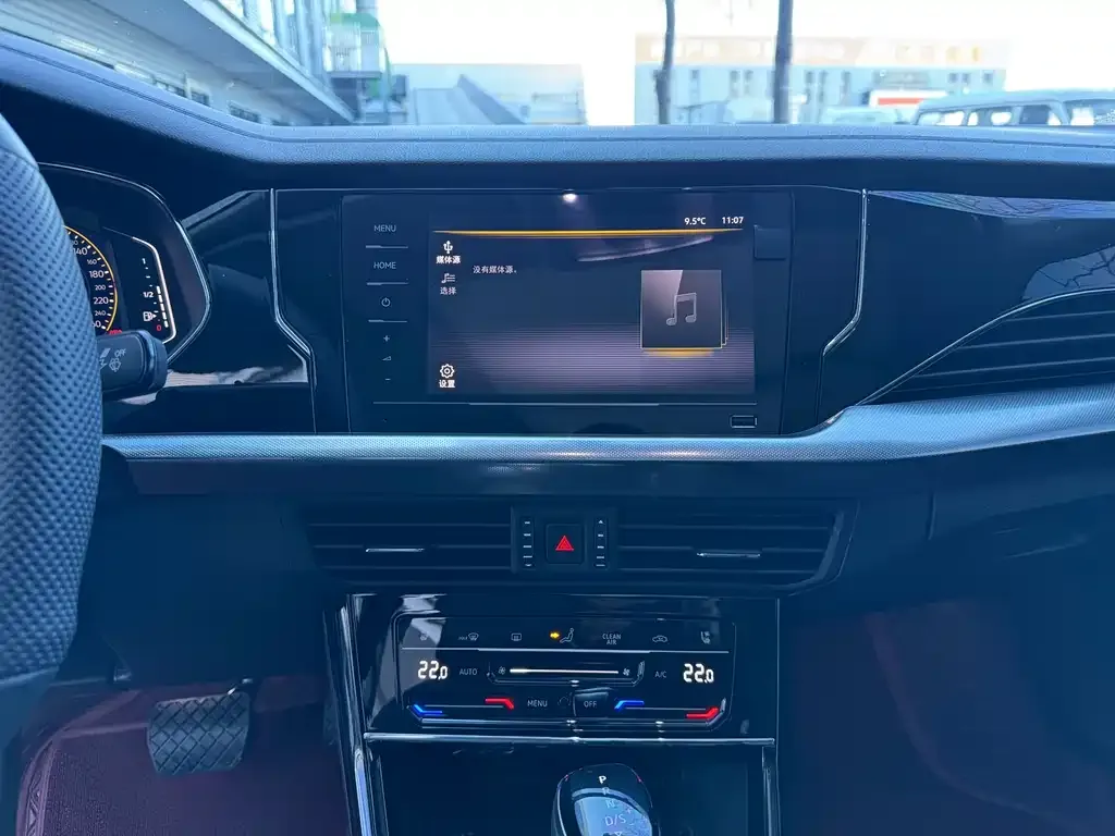 Volkswagen Passat 2024 из CN, фото 8