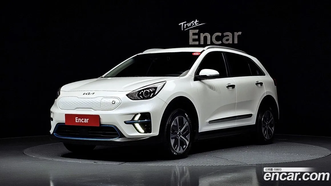 Kia Niro — фото 1