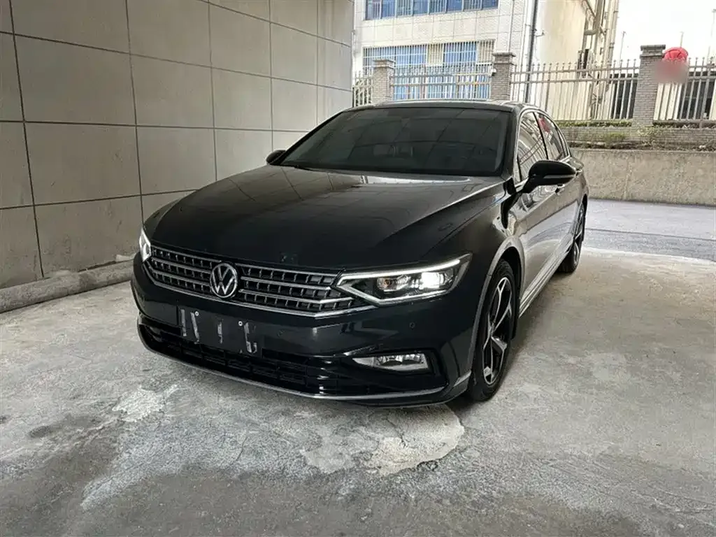 Volkswagen Magotan 2023 из CN, фото 2