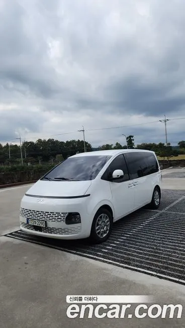 Hyundai Staria — фото 2
