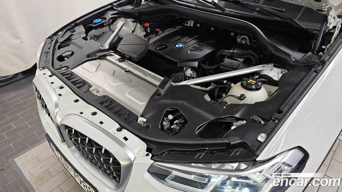 BMW X4 2022 из KR, фото 6