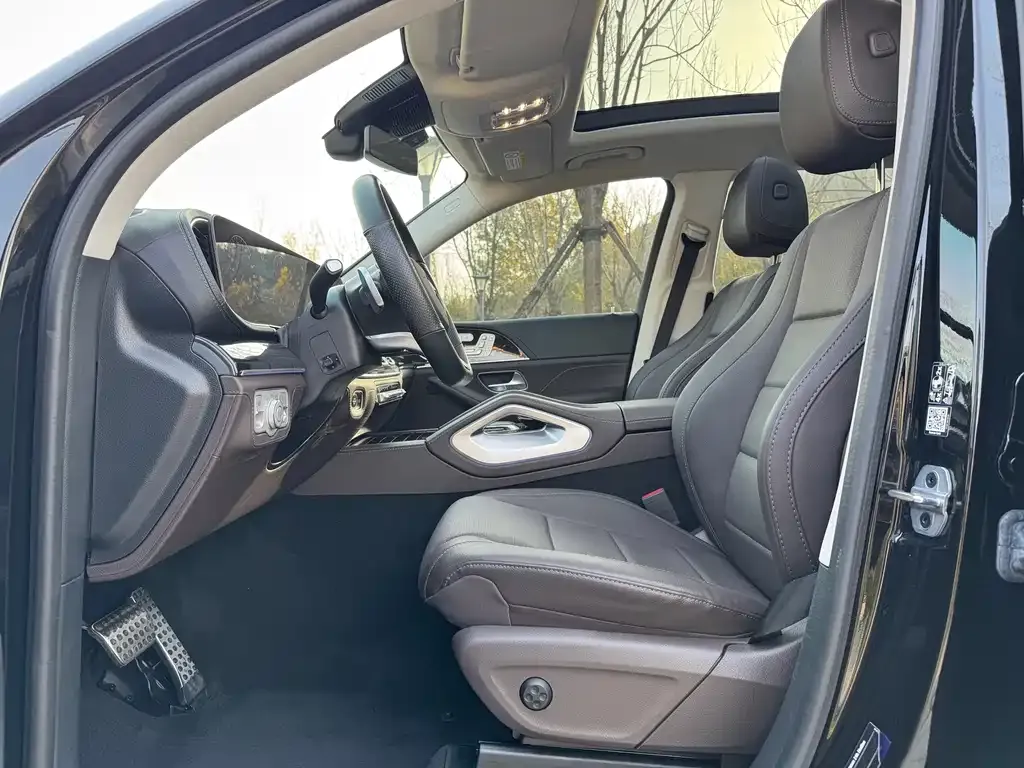 Mercedes-Benz GLS 2023 из CN, фото 4