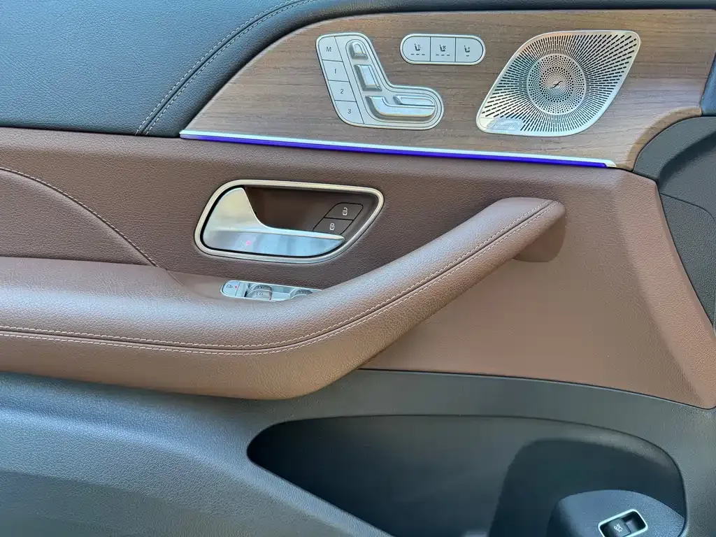 Mercedes-Benz GLS 2024 из CN, фото 10