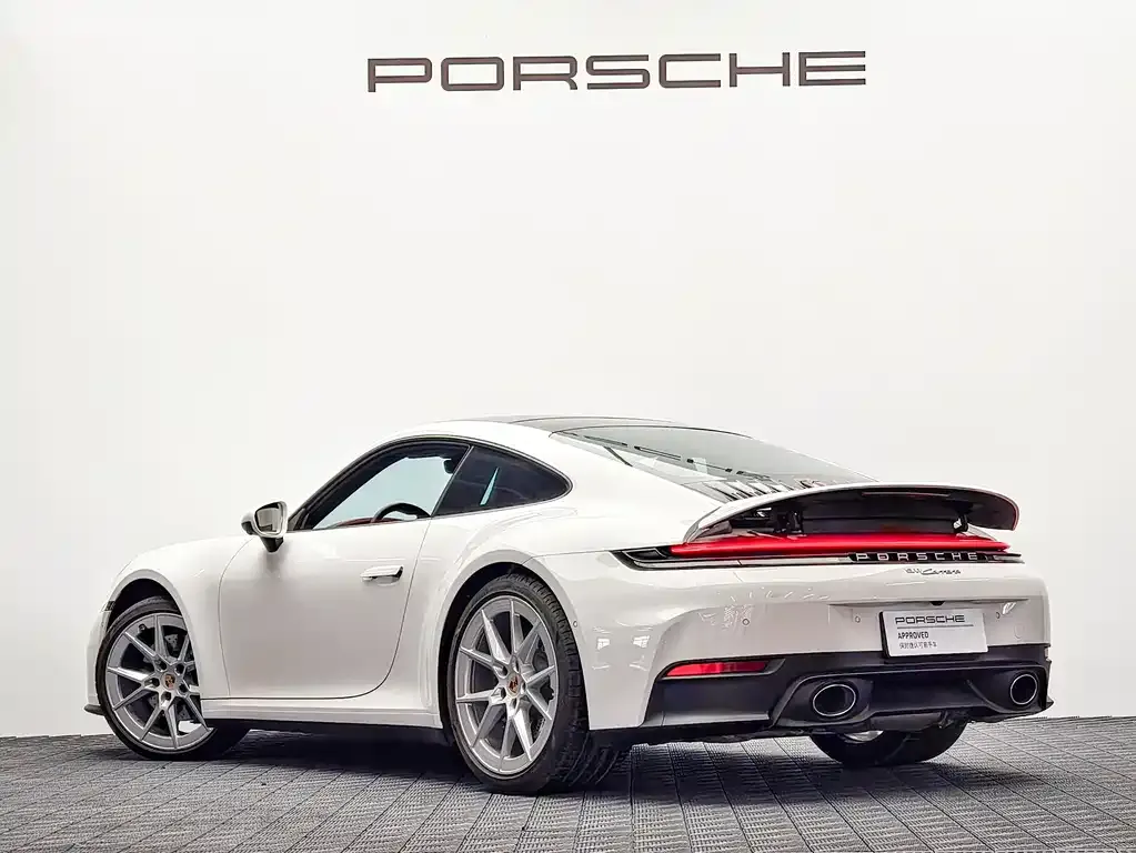 Porsche 911 2025 из CN, фото 5
