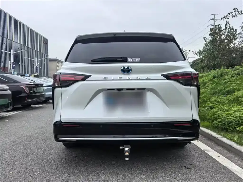 Toyota Sienna 2022 из CN, фото 6