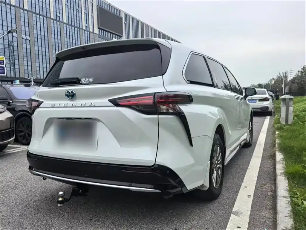 Toyota Sienna 2022 из CN, фото 7