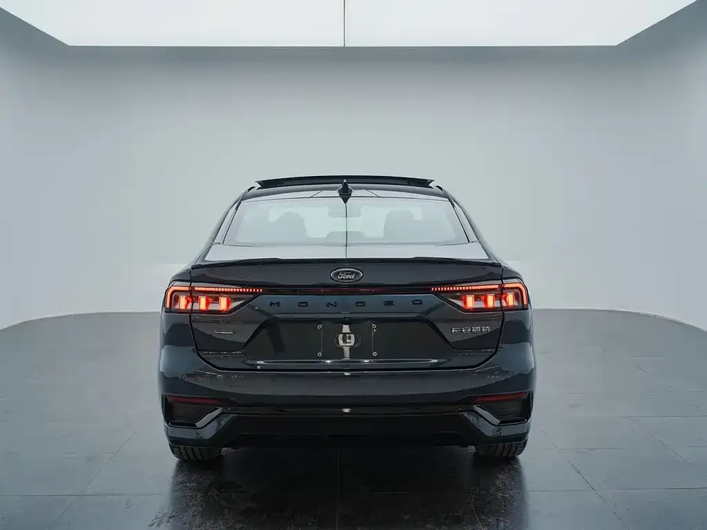 Ford Mondeo — фото 5
