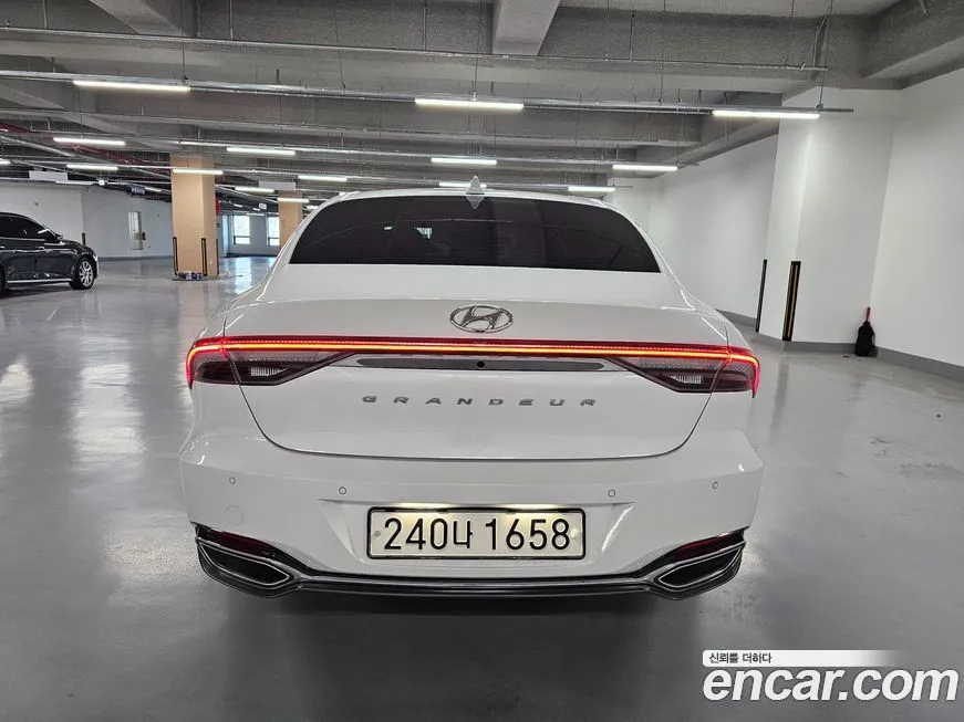 Hyundai Grandeur 2022 из KR, фото 4