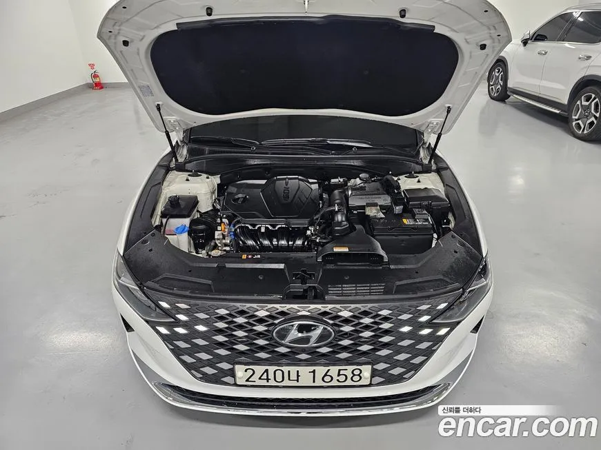 Hyundai Grandeur 2022 из KR, фото 6