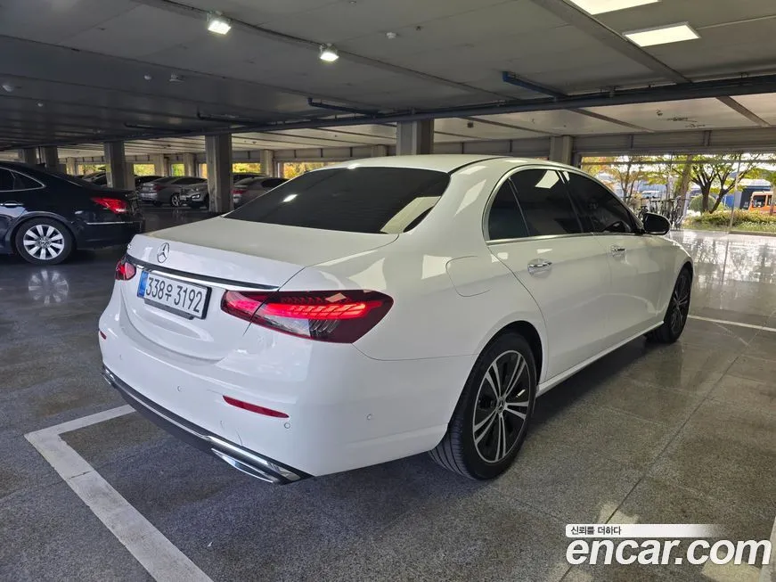 Mercedes-Benz E-Class 2022 из KR, фото 2
