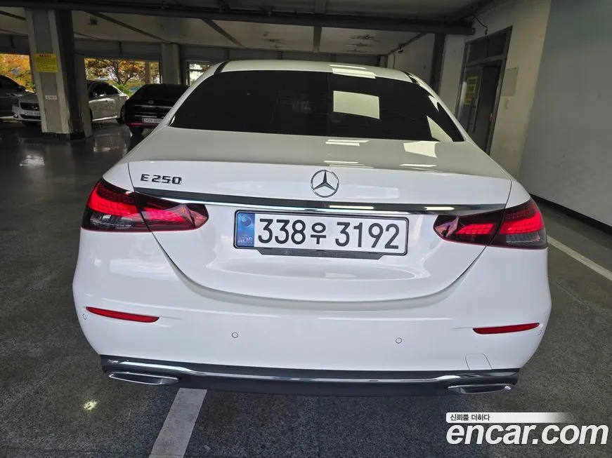 Mercedes-Benz E-Class 2022 из KR, фото 4